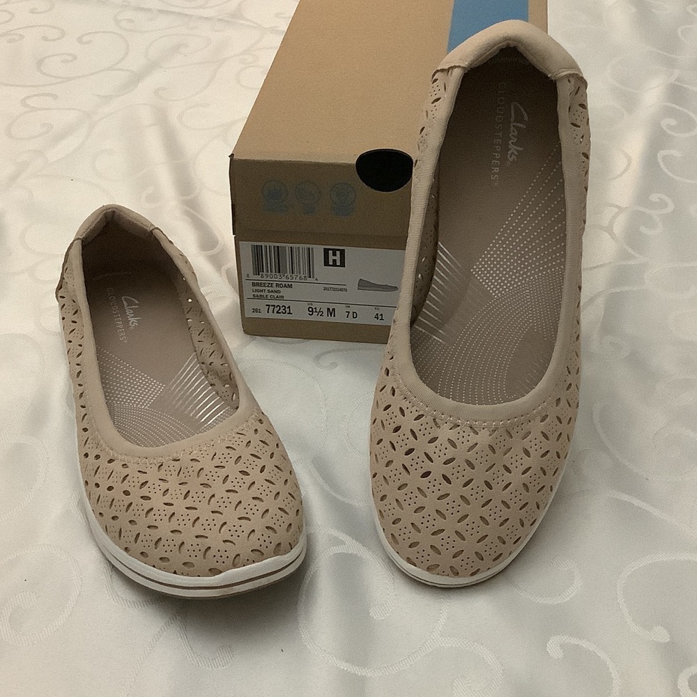 Clarks cloudsteppers size 9.5